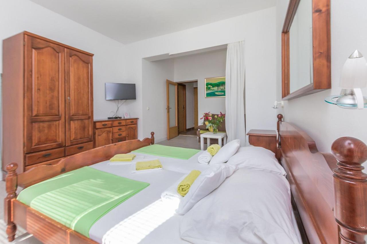 Apartments Clarus Mare Duće Kültér fotó