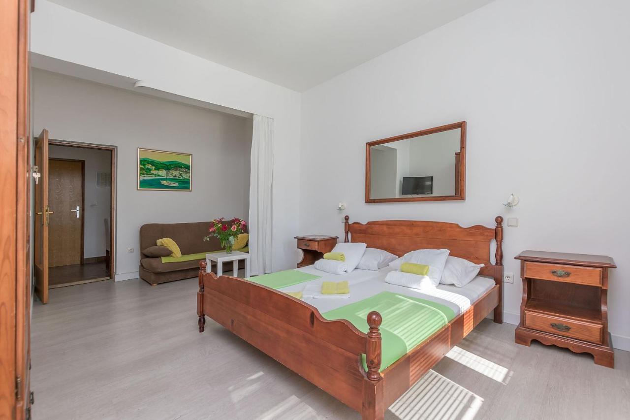 Apartments Clarus Mare Duće Kültér fotó